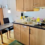 Apartment Mom - Alpine Boutique Apartments, Chalet Fagus, Terrace Studio *