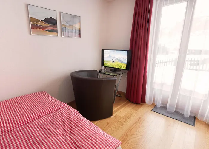 Mom - Alpine Boutique Apartments, Chalet Fagus, Terrace Studio Grindelwald